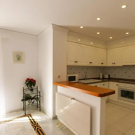 Alberca Bajo Apartamento